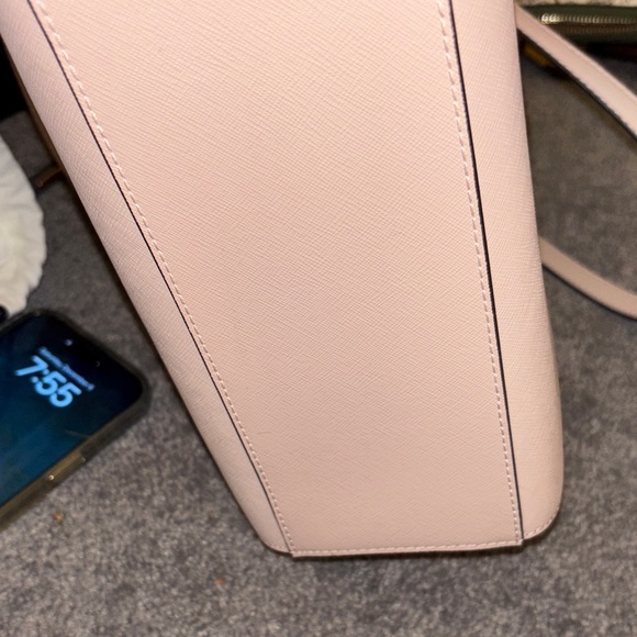 Michael Kors Blush Shoulder Bag with Gold Accents - Picture 6 of 8